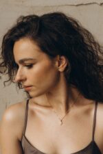 Vergoldetes Set BIRKENBLÄTTER – Ohrstecker und Halskette – Bild 2