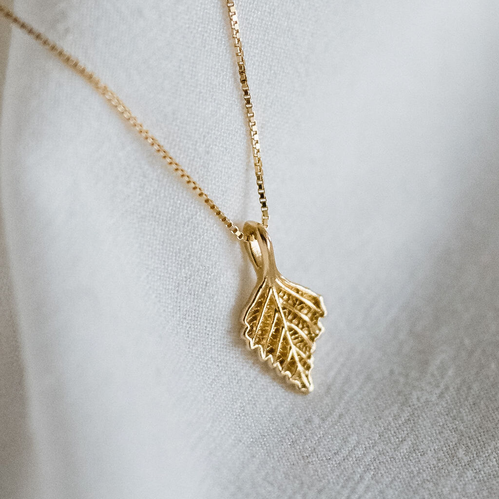 Vergoldete Halskette Birkenblatt Vergoldete Halskette Birkenblatt – Bild 1