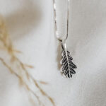 Silberne Halskette Eichenblatt
