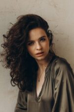 Silbernes Set EICHEBLATT - hängende Ohrringe und Halskette – Bild 7