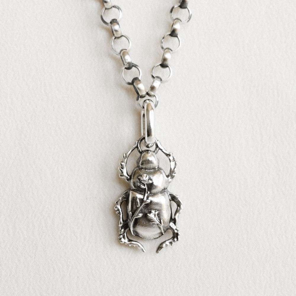 żuk srebrny choker (10) Silberne Ohrstecker mit Ginkgo-Blättern (Kopia) (Kopia) (Kopia) (Kopia) (Kopia) – Bild 1